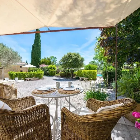 Bed & Breakfast Les Caroubiers