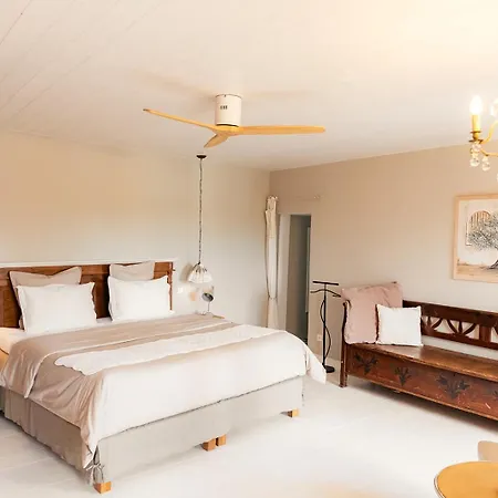 Les Caroubiers Bed & Breakfast Montségur-sur-Lauzon